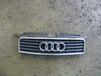 Khlergrill <br>AUDI A4 AVANT (8E5, B6) 1.9 TDI